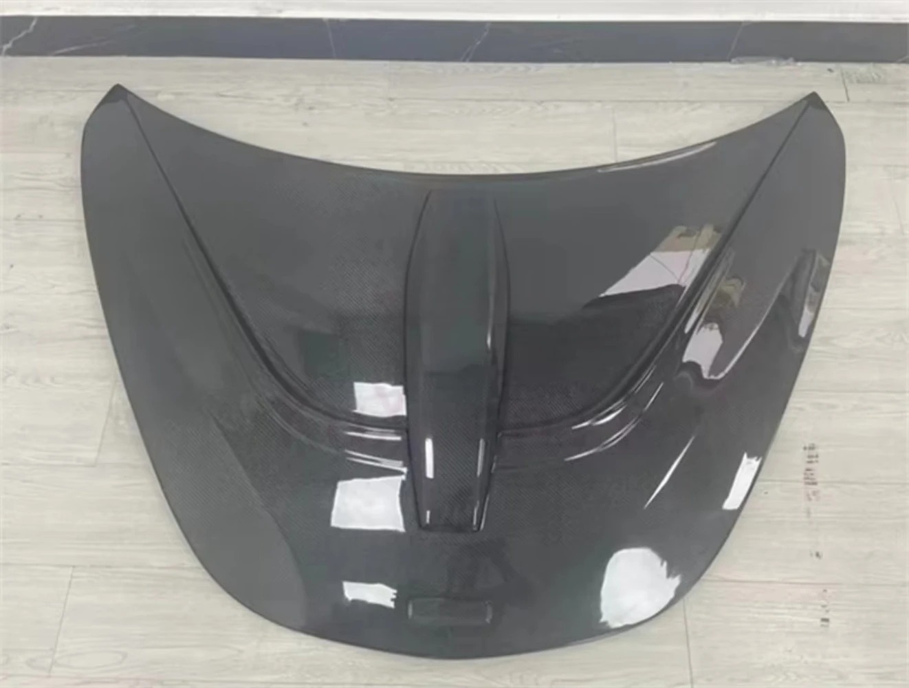 Used for the 2015-2019  720S N Style Carbon Fiber Hood Body Kit